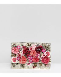 accessorize clutch