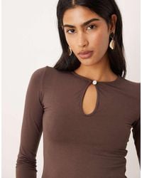 Motel - Jenji Long Sleeve Top With Pearl Detail - Lyst