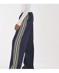 ONLY - Pantalones Satinados De Pernera Ancha Con Raya Lateral En - Lyst
