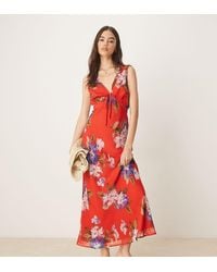 ASOS - Vestido Lencero Midi Rojo Con Estampado Floral, Cuello De Pico Y Detalle De Lazada En El Pecho De Asos Design Tall - Lyst