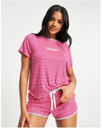 DKNY - Set Van T-shirt En Korte Broek Van Jersey Met Strepen - Lyst