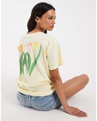 Pieces - Oversized Tulip Graphic T-shirt - Lyst