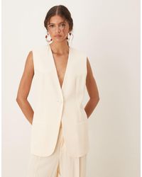 Mango - Gilet Taglio Lungo Leggero Color Latticello Con Scollo A V - Lyst