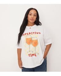 ASOS - Camiseta Blanca Extragrande Con Estampado Gráfico De Bebidas Y Texto "Aperitivo" De Asos Design Curve - Lyst