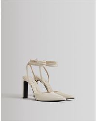 Scarpe Bershka primavera estate 2022: foto e prezzi