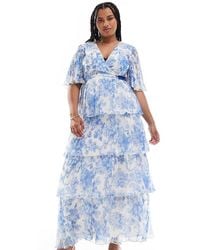 ASOS - Vestido Largo Azul Plisado Con Estampado Floral, Mangas Kimono Y Falda Escalonada Exclusivo De Asos Design Curve - Lyst
