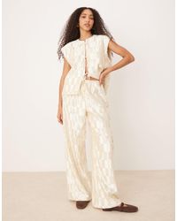 Vrg Grl - Enni Plisse Wide Leg Pants - Lyst