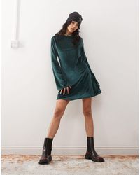 Monki - – langärmliges samt-minikleid - Lyst