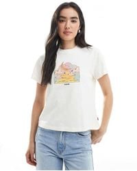 Levi's - Classic Moon Graphic T-shirt - Lyst