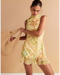 ASOS - – hochgeschlossenes chiffon-minikleid mit wasserfallausschnitt hinten und tropischem muster - Lyst