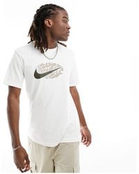 Nike - – es t-shirt mit swoosh-logo - Lyst