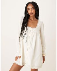 ASOS - Robe babydoll courte en coton à manches longues avec détails en dentelle - écru - Lyst
