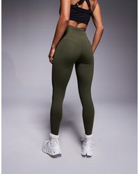 4505 - Petite – icon – po-formende sport-leggings - Lyst