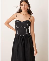 Forever New - Vestito Lungo Con Cuciture A Contrasto E Fondo Allungato - Lyst