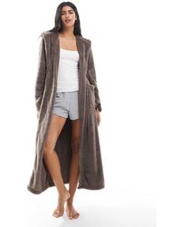 Loungeable - Cosy Sherpa Hooded Maxi Robe - Lyst