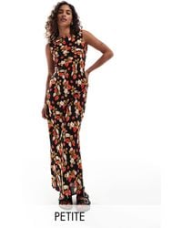 Miss Selfridge - Robe longue à imprimé fleurs et fraises avec encolure bateau et dos échancré - Lyst