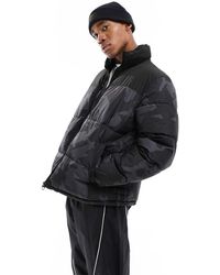 Only & Sons - Recht Oversized Gewatteerd Jack Met Zwarte Print - Lyst