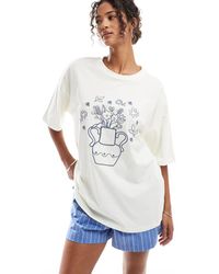 ASOS - Oversized T-Shirt Met Geborduurde Vaas - Lyst