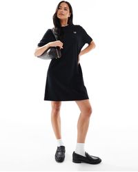 Fred Perry - Piqué Jurkje Met Een Gekleurd Randje - Lyst