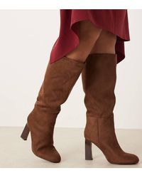 ASOS - Curve Carly Block Heel Pull On Knee Boots - Lyst