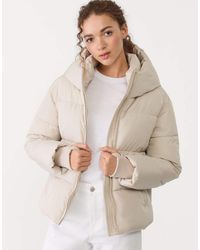 Stradivarius - Gewatteerd Puffer Jack Met Capuchon - Lyst