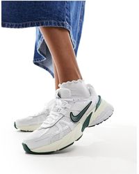 Nike - V2k run - sneakers bianche e verdi - Lyst