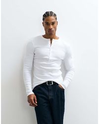 ASOS - Camiseta Blanca Ajustada De Manga Larga Con Cuello Panadero De Canalé De - Lyst