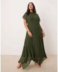 ASOS - Asos design curve - robe longue en mousseline avec col montant et ourlet en pointe - mousse foncé - Lyst