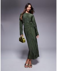 ASOS - Hoogsluitende Plissé Maxi-Jurk Met Lange Mouwen En Taille Met Overslag - Lyst