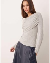 Gina Tricot - Long Sleeve Ruched Slim Fit Drapey Top - Lyst