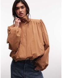 Monki - Abrigo Trench De Cuello Alto Con Mangas Globo En Camel-Neutro - Lyst