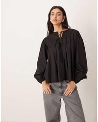 Glamorous - Tie Front Long Sleeve Blouse - Lyst