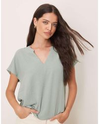 Jdy - V Neck Short Sleeve Blouse - Lyst