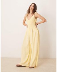 ASOS - Jumpsuit Met V-Hals En Verlaagde Taille - Lyst