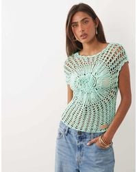 Kiwi & Co - Cora Hand Crocheted Open Flower Top - Lyst