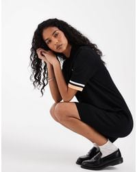 Fred Perry - Robe chemise courte en maille à liserés contrastants - Lyst
