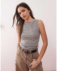 Weekday - Top A Rayas Blancas Y Marrón Topo Sin Mangas Con Cuello Barco Annie De -Blanco - Lyst