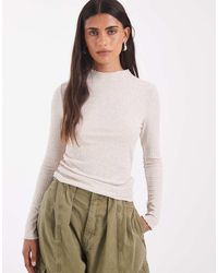 ONLY - Hoogsluitende Geribbelde Top Met Geschulpte Rand - Lyst
