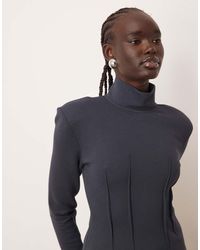 ARRANGE - Structured Jersey Top With Padded Shoulder - Lyst