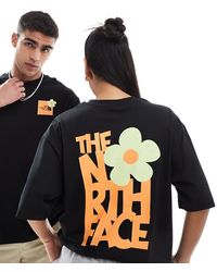 The North Face - Camiseta Negra Extragrande Con Estampado En La Espalda Explore De - Lyst