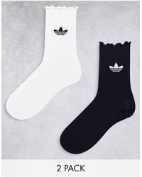 adidas Originals - Confezione da 2 paia di calzini con trifoglio bianco e nero con volant - Lyst