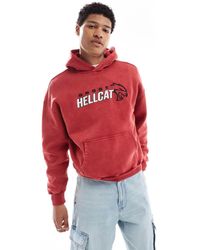 Hollister - Felpa Bordeaux Squadrata Con Cappuccio E Stampa “Dodge” - Lyst