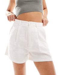 Stradivarius - Pantaloncini Écru Effetto Lino - Lyst