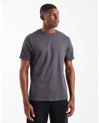 ASOS - Camiseta Gris Carbón Básica Con Cuello Redondo Y Mangas Vueltas De - Lyst