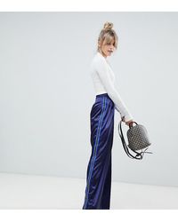 Boohoo Эксклюзивные Темно-синие Брюки Из Атласной Ткани С Полосками По Бокам - Синий