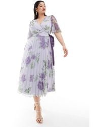 ASOS - Exclusivité asos design curve - robe plissée mi-longue à imprimé fleurs avec manches kimono et taille nouée - lilas - Lyst