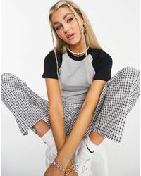 ASOS Fitted Crop Top With Contrast Raglan Sleeve - Multicolour