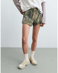 Oysho - Printed Mid Rise 2-In-1 Technical Shorts - Lyst