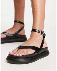 ASOS - Fahrenheit Chunky Toe Thong Flat Sandals - Lyst