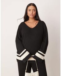Pretty Lavish Curve - V Neck Contrast Knit Jumper Co Ord - Lyst